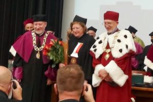 Doktorat honorowy dla Prof. Hanny Suchockiej